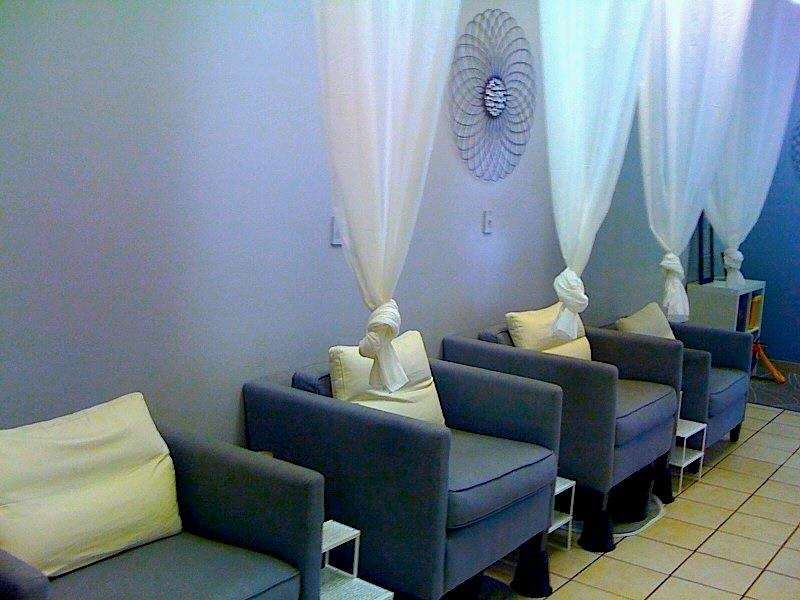 QueenB Parlor | 6016 W Cerritos Ave, Cypress, CA 90630, USA | Phone: (714) 306-8082