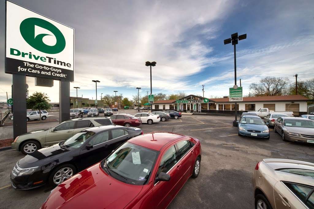 DriveTime Used Cars | 1901 SW Military Dr, San Antonio, TX 78221, USA | Phone: (210) 922-6317