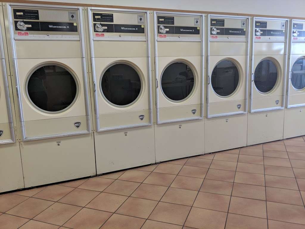 Bubbles Coin Laundry | 1230 VFW Pkwy, West Roxbury, MA 02132 | Phone: (617) 323-9533