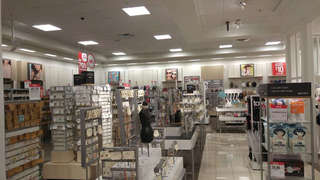 JCPenney | 6200 Grandview Pkwy, Davenport, FL 33837, USA | Phone: (863) 424-7137