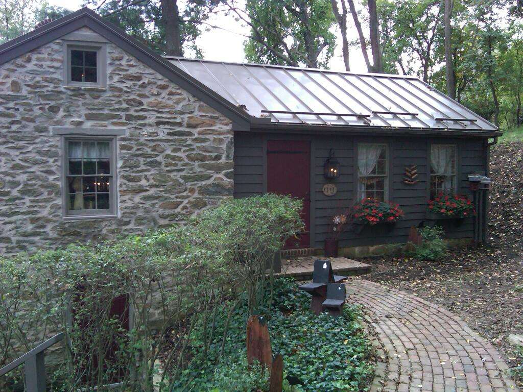 Country Meadows Springhouse | 80 Springhouse Ln, Red Lion, PA 17356, USA | Phone: (717) 244-0004