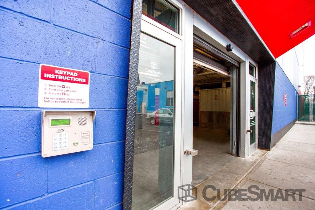 CubeSmart Self Storage | 179-36 Jamaica Ave, Jamaica, NY 11432, USA | Phone: (718) 657-0562