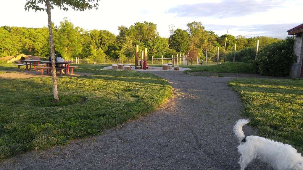Rosedale Dog Park | Lawrence Hopewell Trail, Pennington, NJ 08534