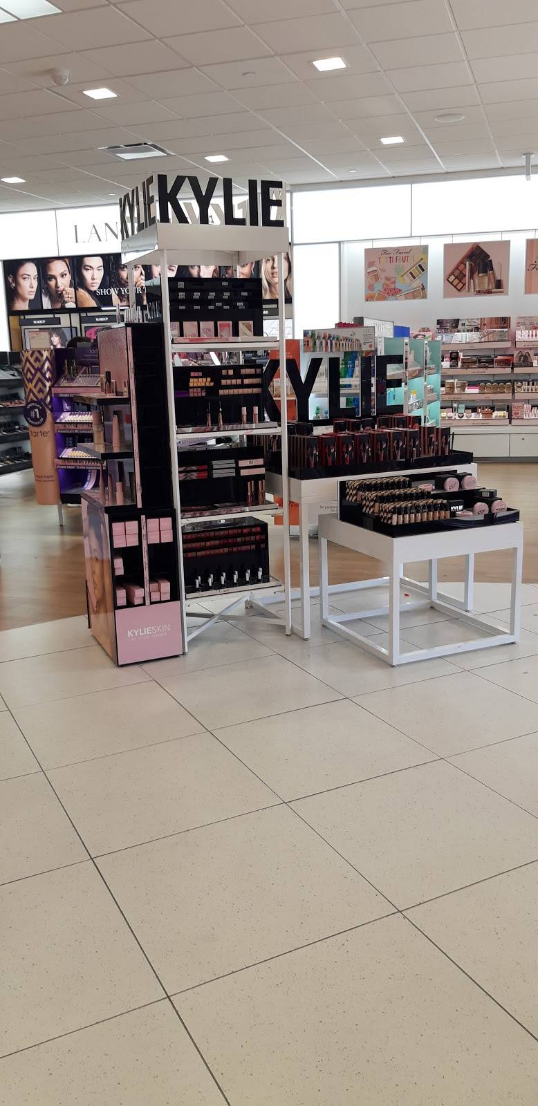 Ulta Beauty | 2036 E Baseline Rd, Phoenix, AZ 85042, USA | Phone: (602) 610-0013