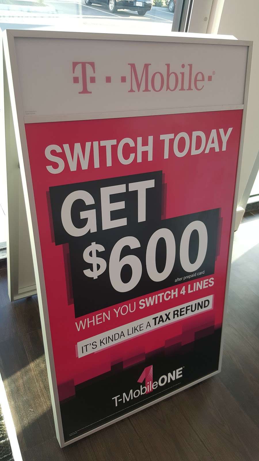 T-Mobile | 4693 Gardens Park Boulevard Ste 103, Orlando, FL 32839, USA | Phone: (407) 982-3543