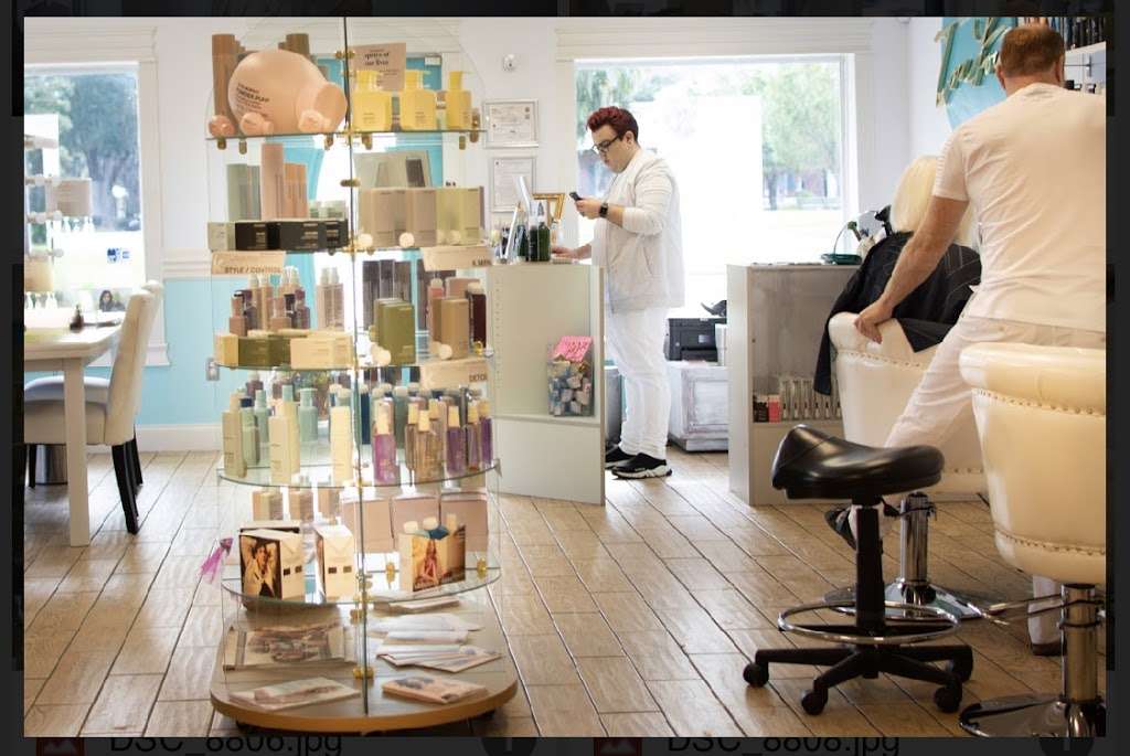 Tou Lou Color Salon | 115 N Main St, Wildwood, FL 34785, USA | Phone: (352) 461-0874