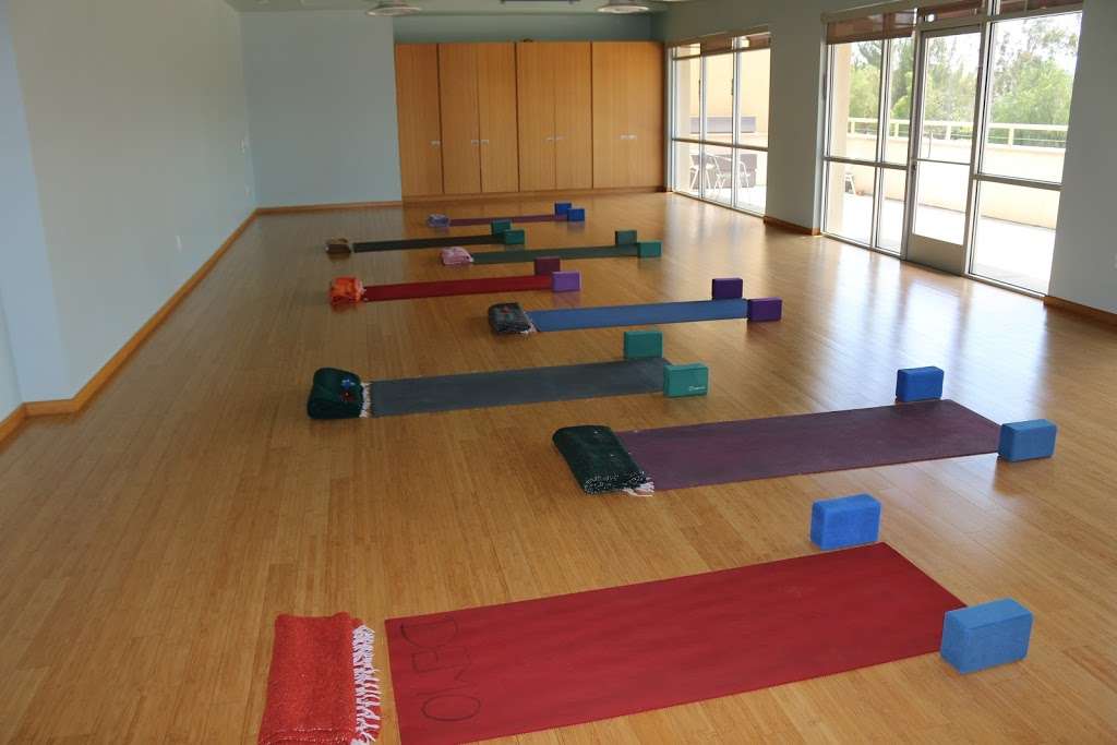 YogaWorks Valencia | 24305 Town Center Dr #120, Valencia, CA 91355, USA | Phone: (661) 799-2645