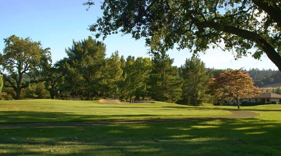Oakmont Golf Club | 7025 Oakmont Dr, Santa Rosa, CA 95409, USA | Phone: (707) 539-0415