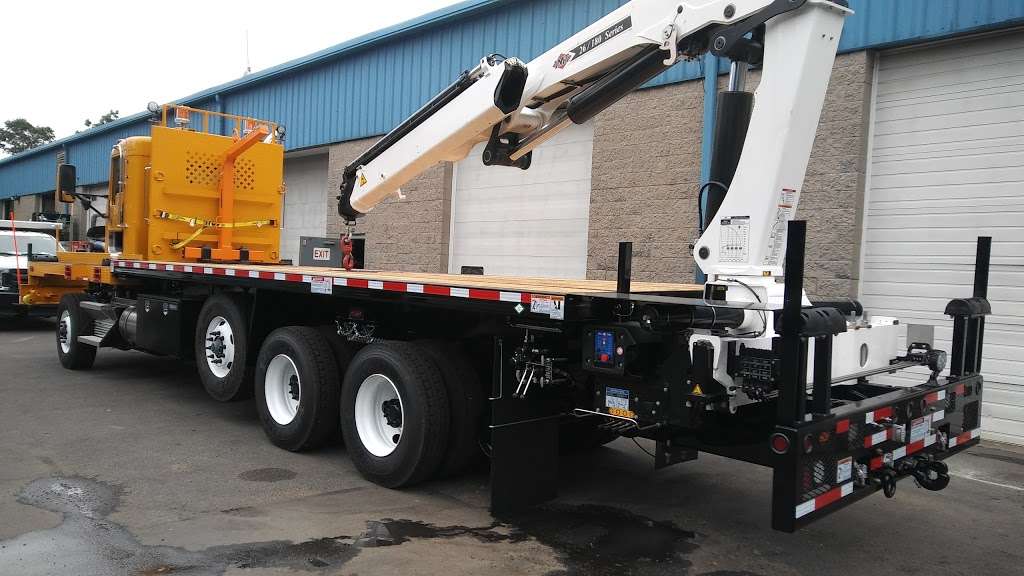Dejana Truck & Utility Equipment Co | 490 Pulaski Rd, Kings Park, NY 11754, USA | Phone: (631) 544-9000