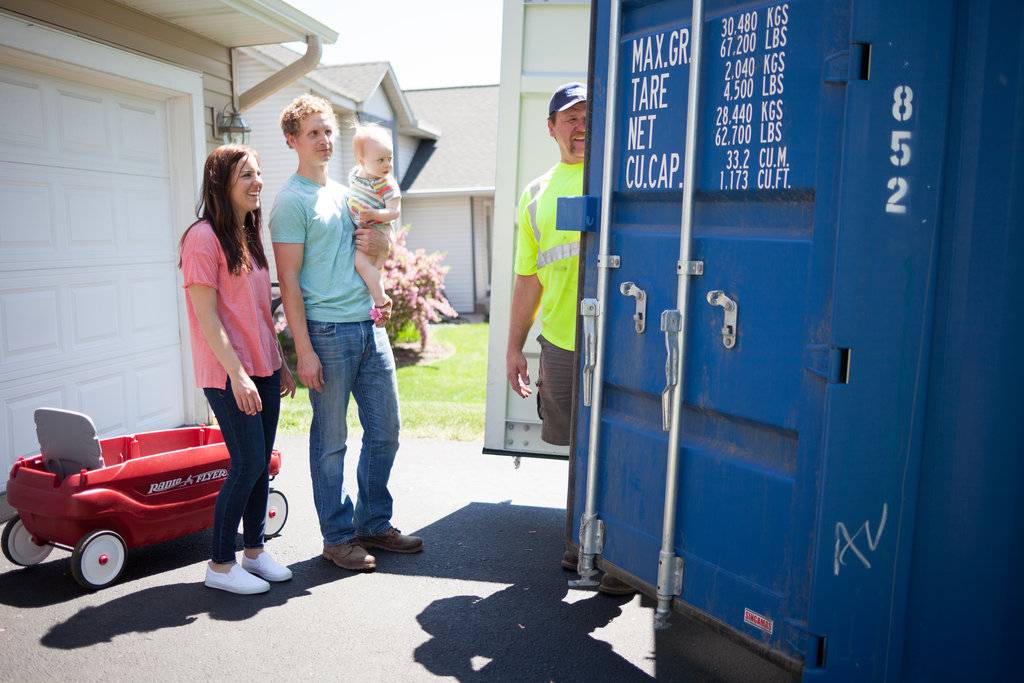 Big Blue Boxes | 565 1st St SW, New Brighton, MN 55112, USA | Phone: (888) 782-2363