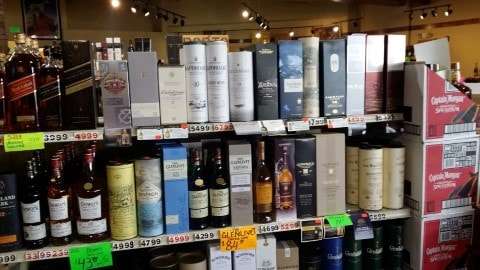 Fox Creek Liquors | 1610 Pace St #700, Longmont, CO 80504, USA | Phone: (720) 494-0771