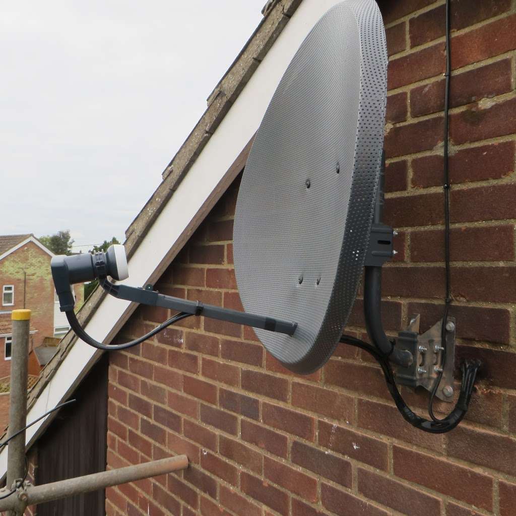 RDE Communications | 3 Hoblongs Cottages, Great Dunmow CM6 1LW, UK | Phone: 07808 772711