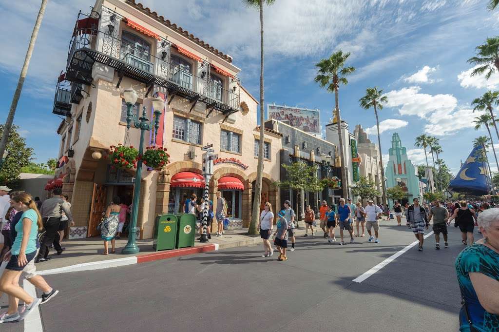 Mickeys of Hollywood | Disneys Hollywood Studios, Prospect Ave, Kissimmee, FL 34747, USA | Phone: (407) 939-5277