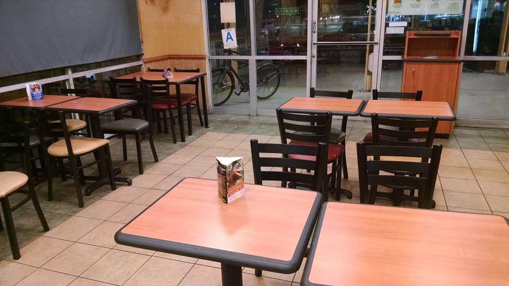 Subway Restaurants | 19030 La Puente Rd, West Covina, CA 91792, USA | Phone: (626) 839-7504