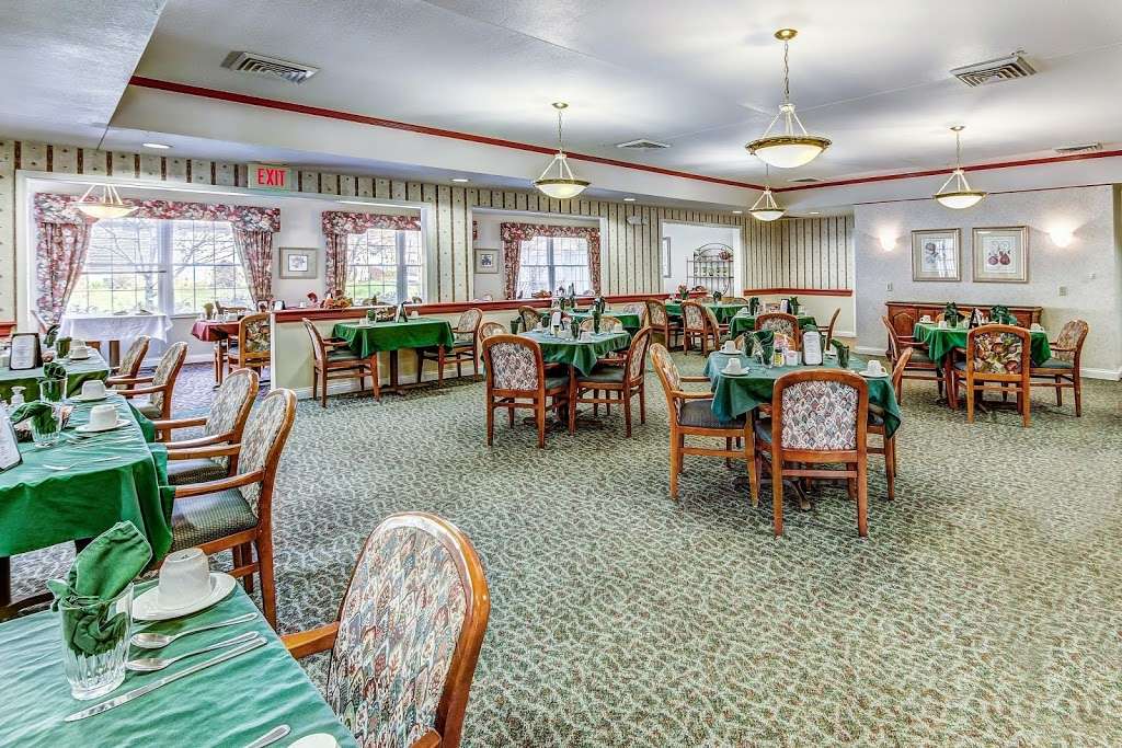 Park Square Manor | 6990 E County Road 100 N, Avon, IN 46123, USA | Phone: (317) 272-7300