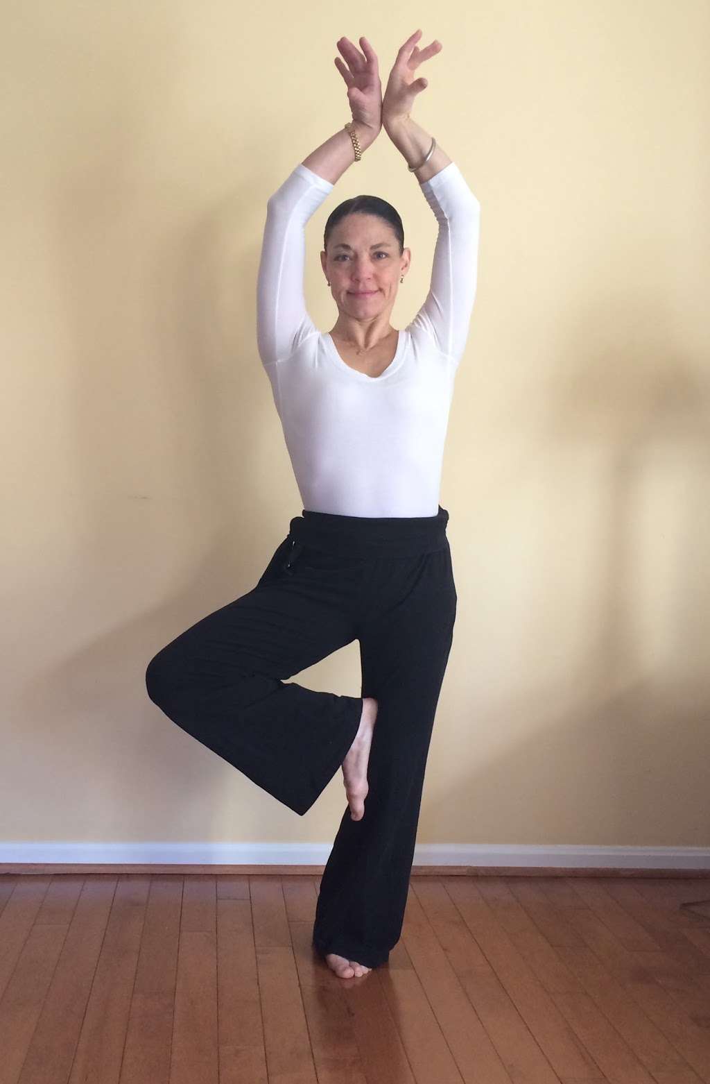 Joyful Yoga With Sandy | 800 3rd St, Herndon, VA 20170, USA | Phone: (904) 614-1773