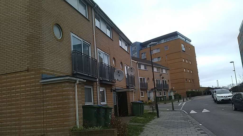 LONDON HOUSE | Reino Unido, 2 Tideslea Path, London SE28 0LX, UK