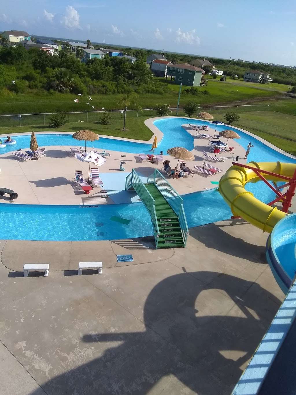 FUN TOWN WATER PARK | 995 Noble Carl Dr, Crystal Beach, TX 77650, USA | Phone: (409) 684-1755