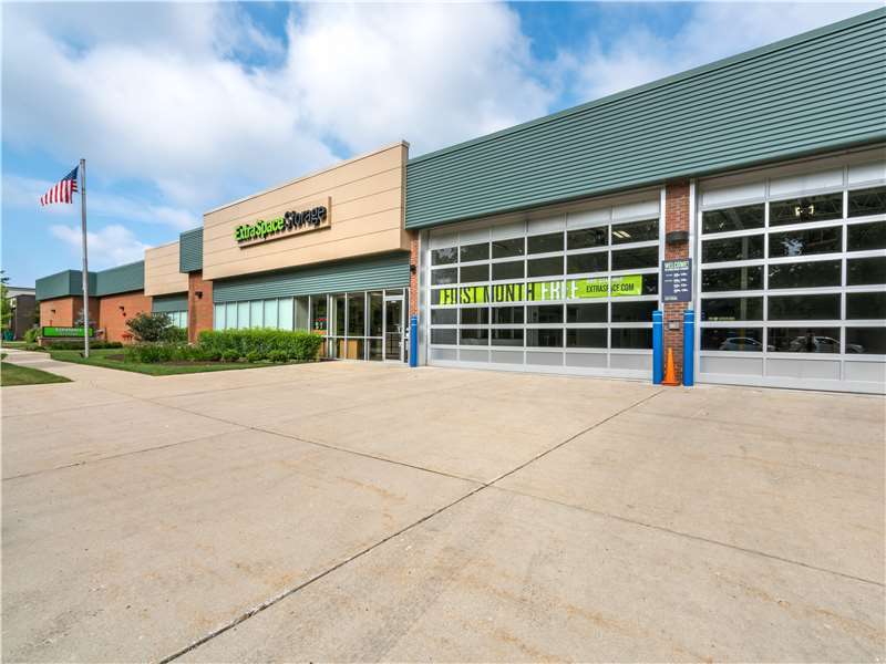 Extra Space Storage | 275 Northfield Rd, Northfield, IL 60093, USA | Phone: (847) 441-2641