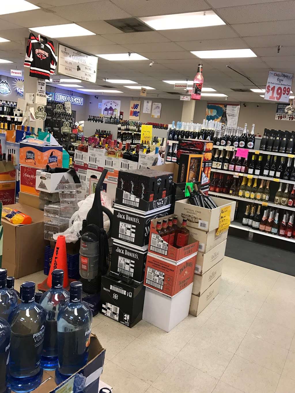 Williamstown Discount Liquors | 118 S Black Horse Pike, Williamstown, NJ 08094, USA | Phone: (856) 875-0454