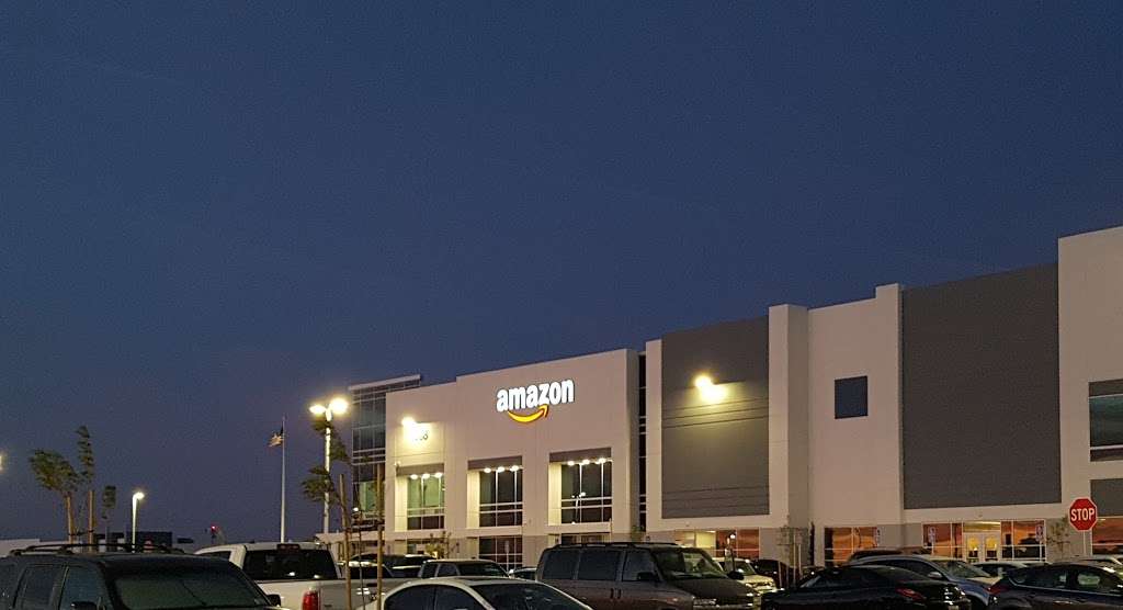 Amazon LGB8 | 1595 N Linden Ave, Rialto, CA 92376, USA