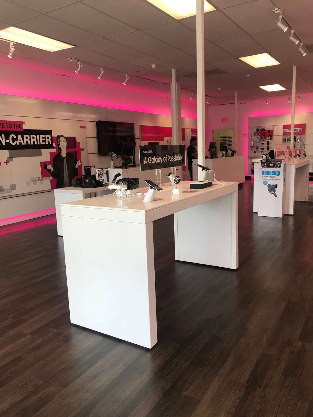 T-Mobile | 11965 Southern Blvd, Royal Palm Beach, FL 33411, USA | Phone: (561) 408-2898