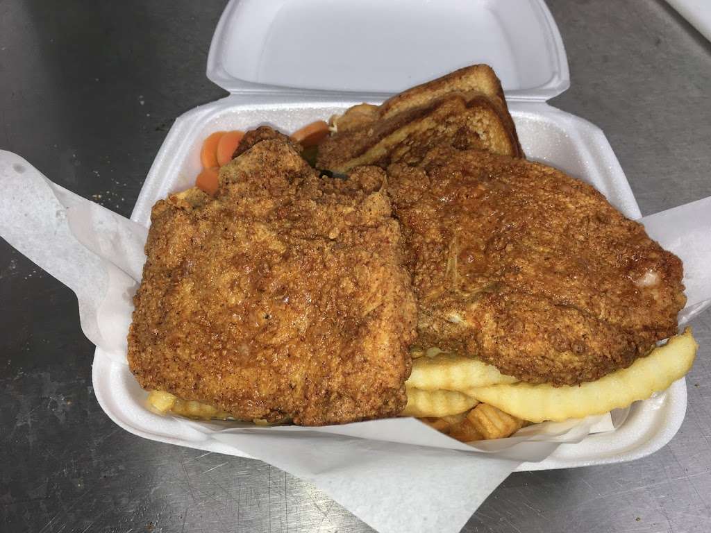 Ronnie's Catfish & More in 3034 E Illinois Ave, Dallas, TX 75216, USA