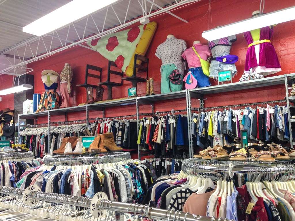 Buffalo Exchange | 2901 S Shepherd Dr, Houston, TX 77098, USA | Phone: (713) 523-8701