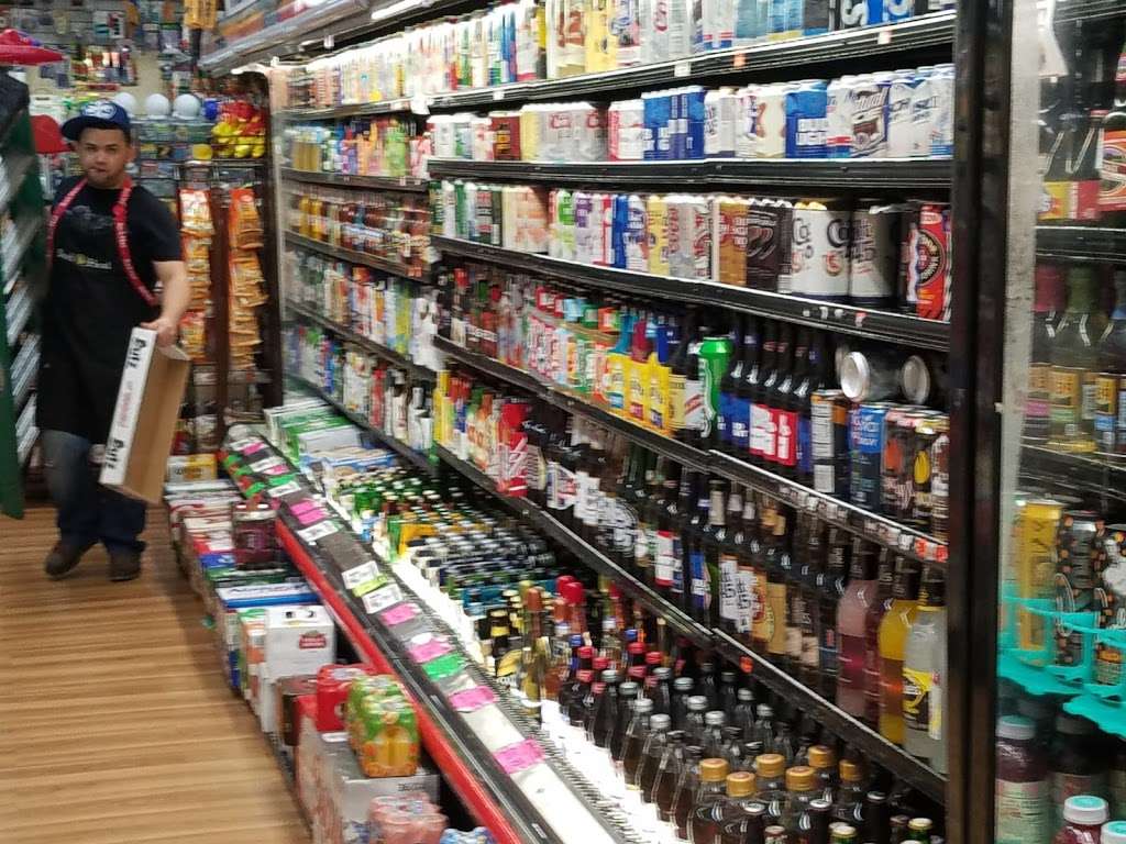 Associated Supermarket | 58 Lorraine St, Brooklyn, NY 11231, USA | Phone: (718) 858-4343