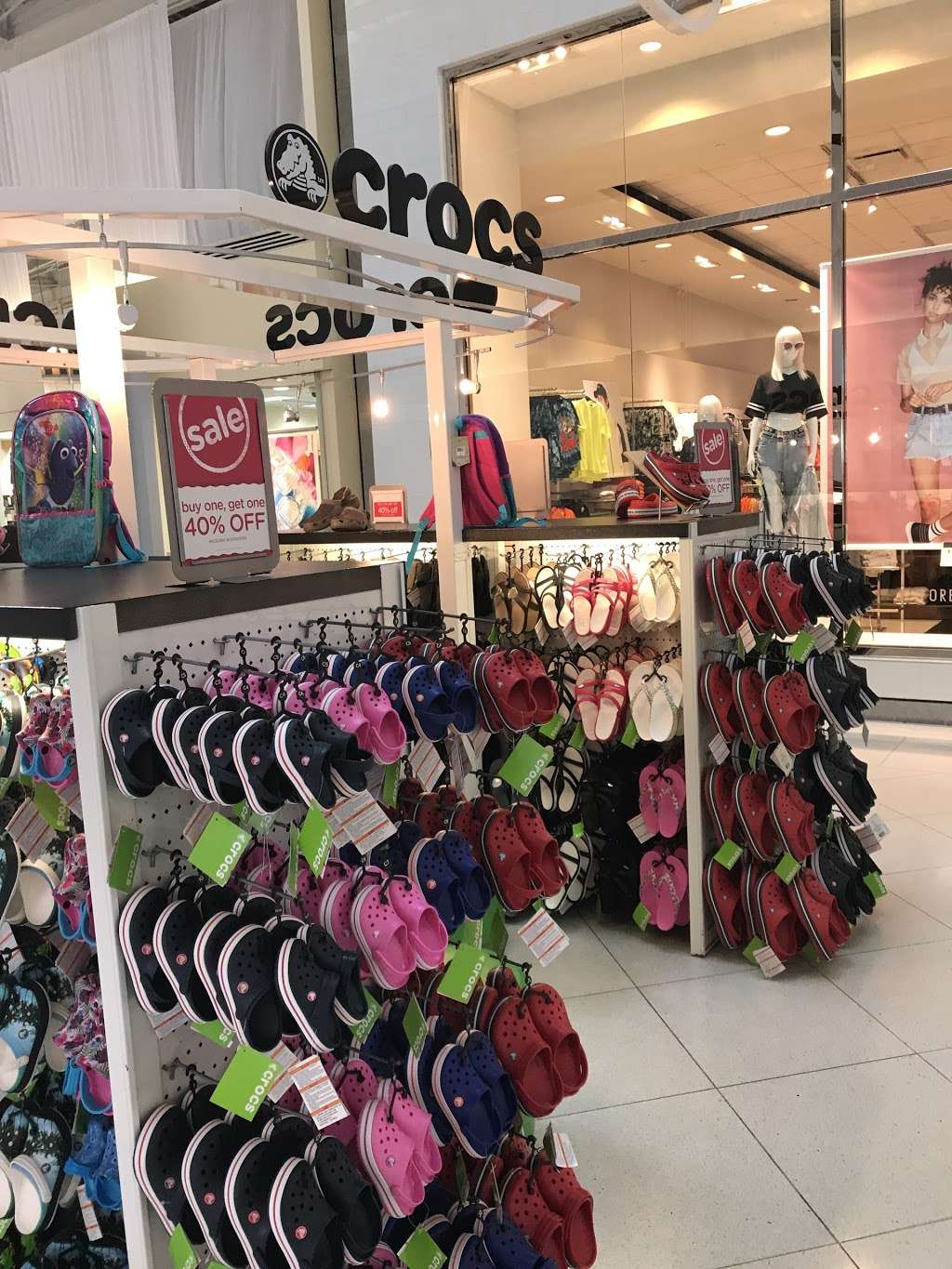 Crocs | 11401 NW 12th St, Miami, FL 33172, USA | Phone: (305) 593-5100