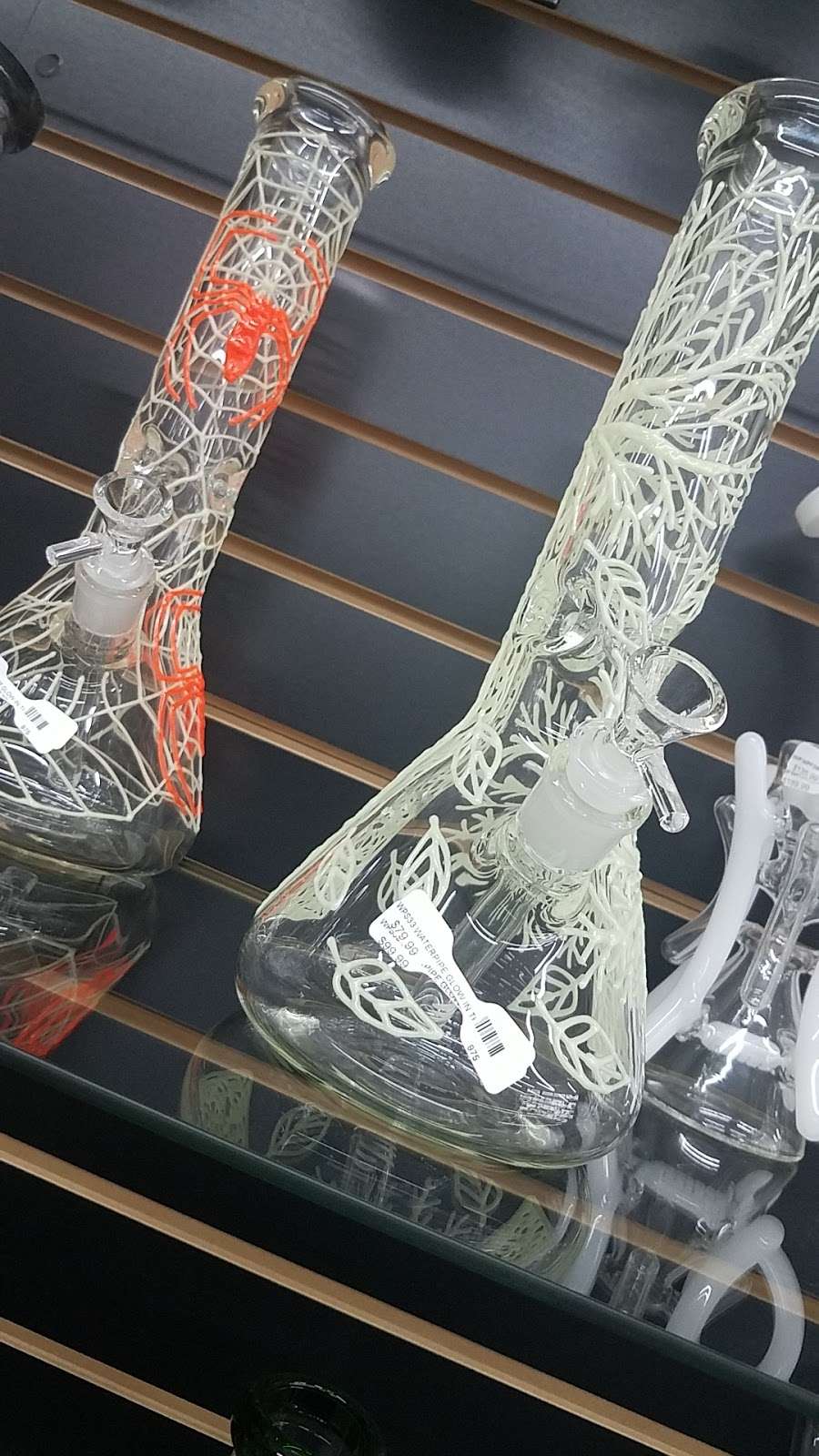Lake Conroe Smoke & Vaporizer Shop | 5490 W Davis St #500, Conroe, TX 77304, USA | Phone: (936) 521-5929