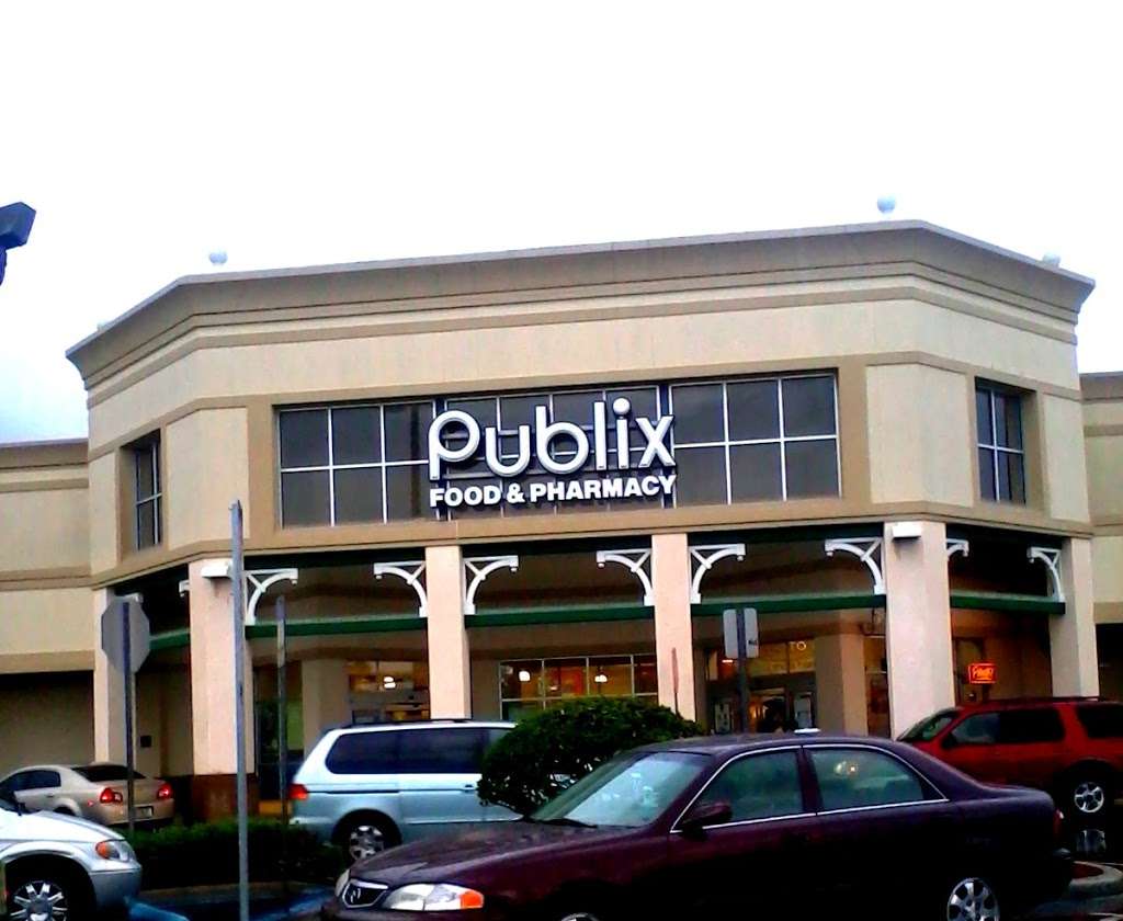 Publix Super Market at Riverside Landings | 1801 E Broadway St, Oviedo, FL 32765, USA | Phone: (407) 971-1774