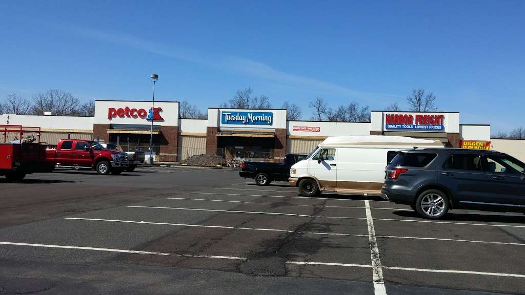 Petco Animal Supplies | 242 N West End Blvd, Quakertown, PA 18951, USA | Phone: (215) 892-9007