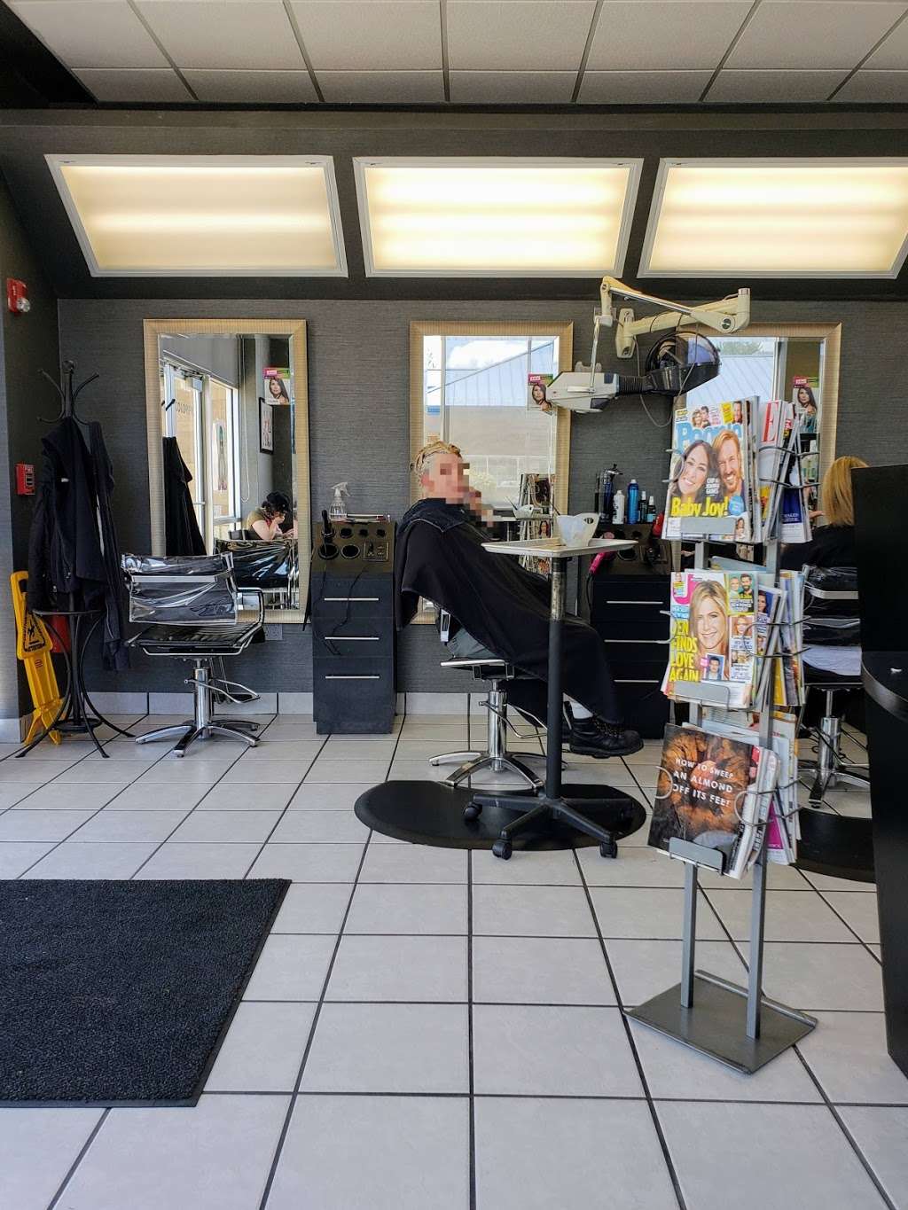 Colorific Hair Color Salon, 1520 IL-59, Shorewood, IL 60431, USA