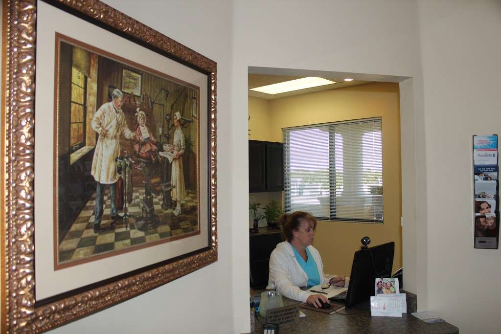 Sand Lake Dental | 7932 Sand Lake Rd #301, Orlando, FL 32819, USA | Phone: (407) 355-0608