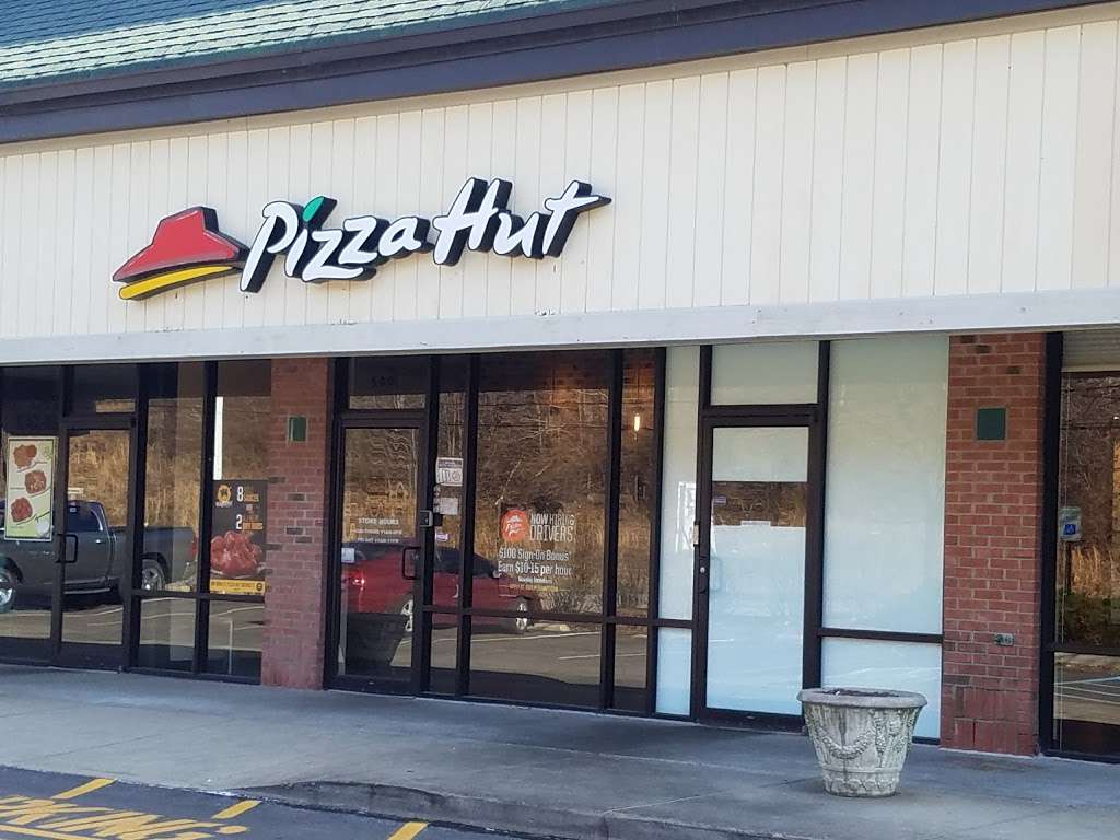 Pizza Hut | 9745 Fall Creek Rd, Indianapolis, IN 46256, USA | Phone: (317) 598-0070