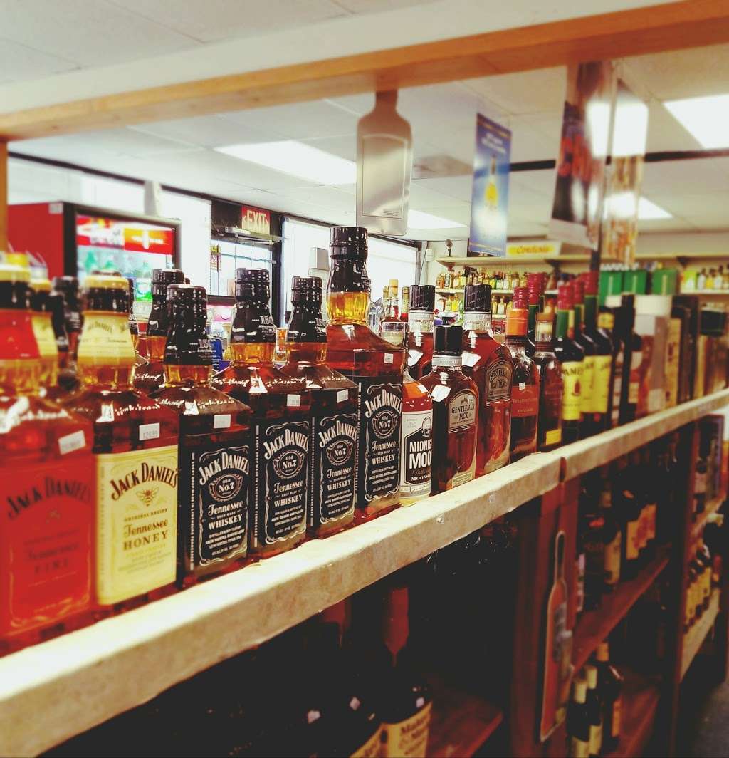 Steves Liquor Store | 1315 1st St E a, Humble, TX 77338, USA | Phone: (281) 446-0996