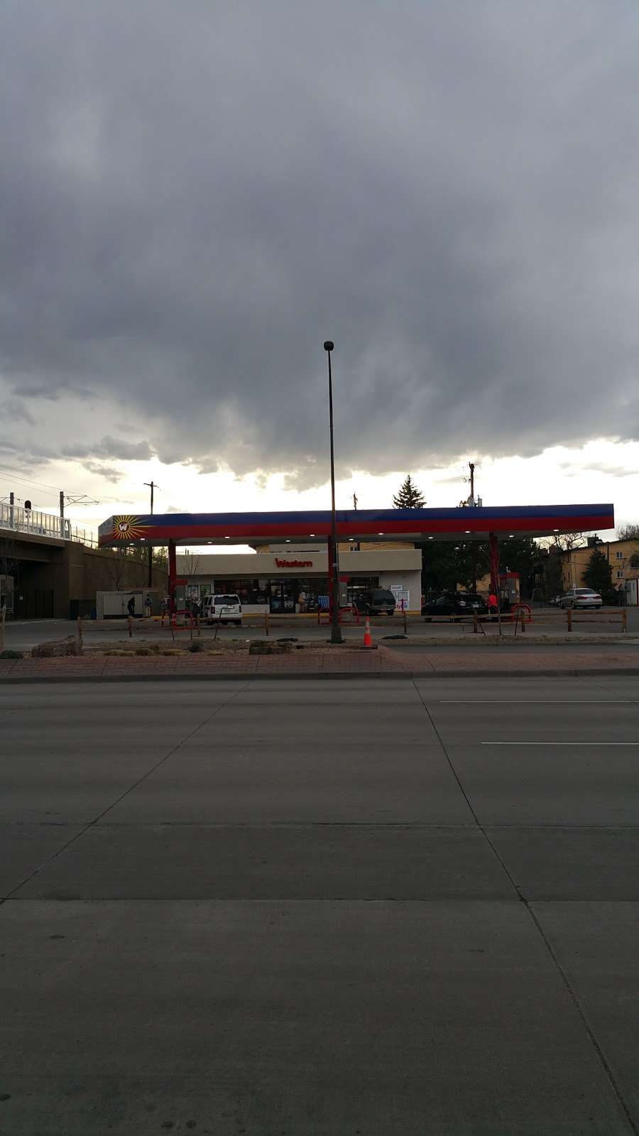 Western Convenience Store | 1301 Wadsworth Blvd, Lakewood, CO 80214 | Phone: (303) 232-3584