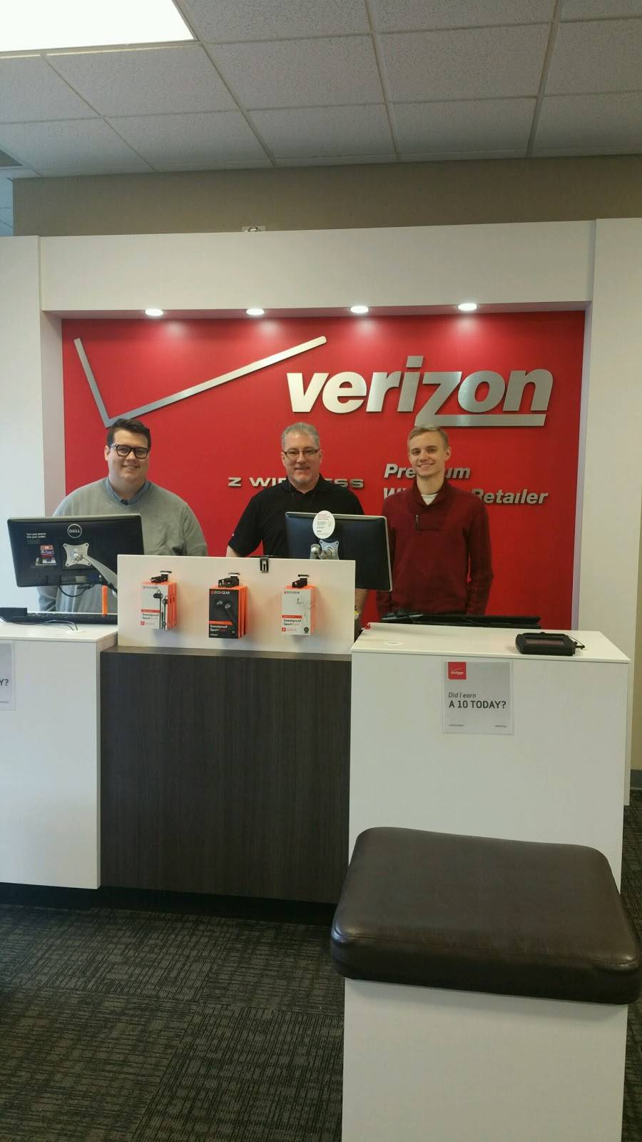 Verizon Authorized Retailer – Victra | 3705 Isabella Ave, Cincinnati, OH 45209, USA | Phone: (513) 337-0243