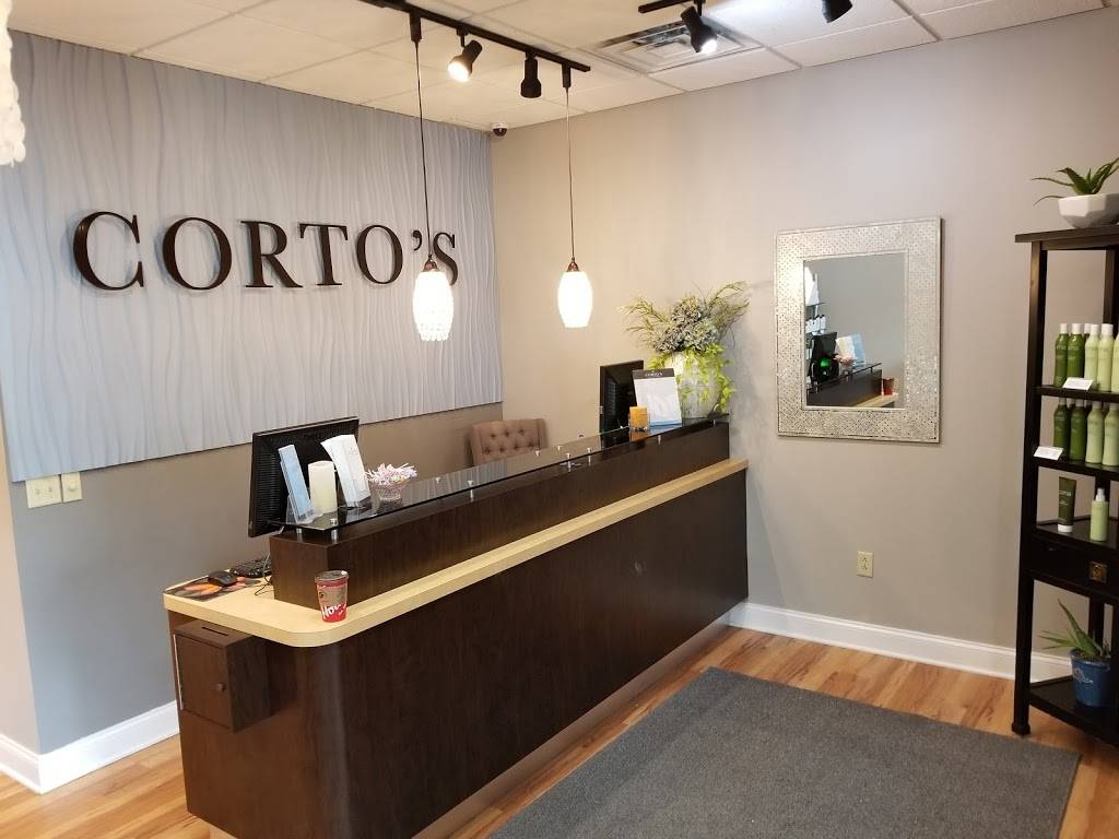 Cortos Blow Dry Bar | 20 Buffalo St, Hamburg, NY 14075, USA | Phone: (716) 648-3120