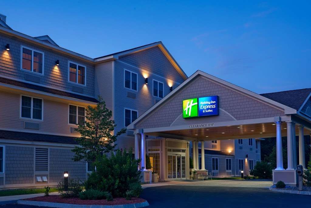 Holiday Inn Express & Suites Hampton South-Seabrook | 11 Rocks Rd, Seabrook, NH 03874, USA | Phone: (603) 474-1150