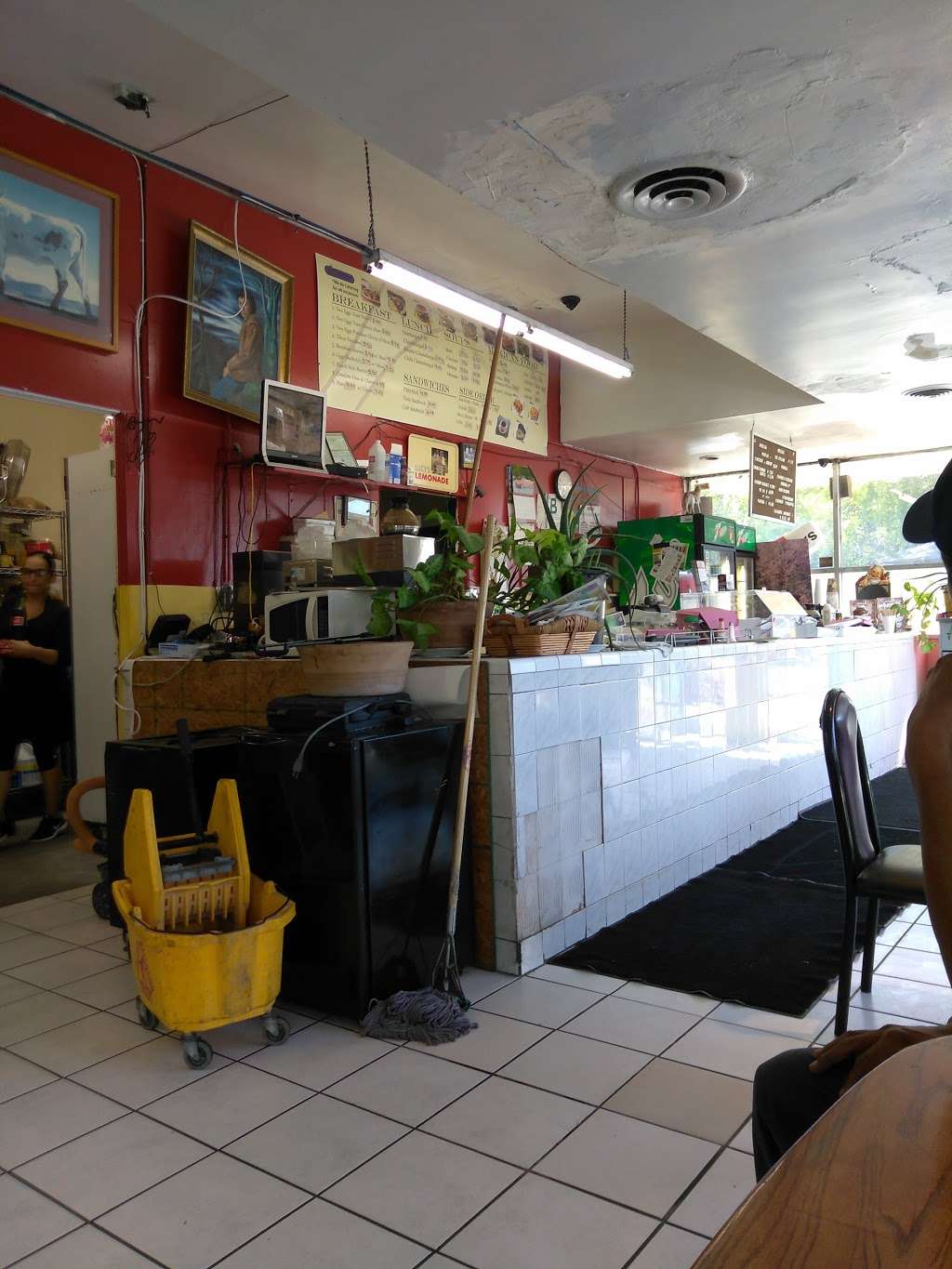 Lucys Place | 3029 Lincoln Ave, Altadena, CA 91001, USA | Phone: (626) 398-3122