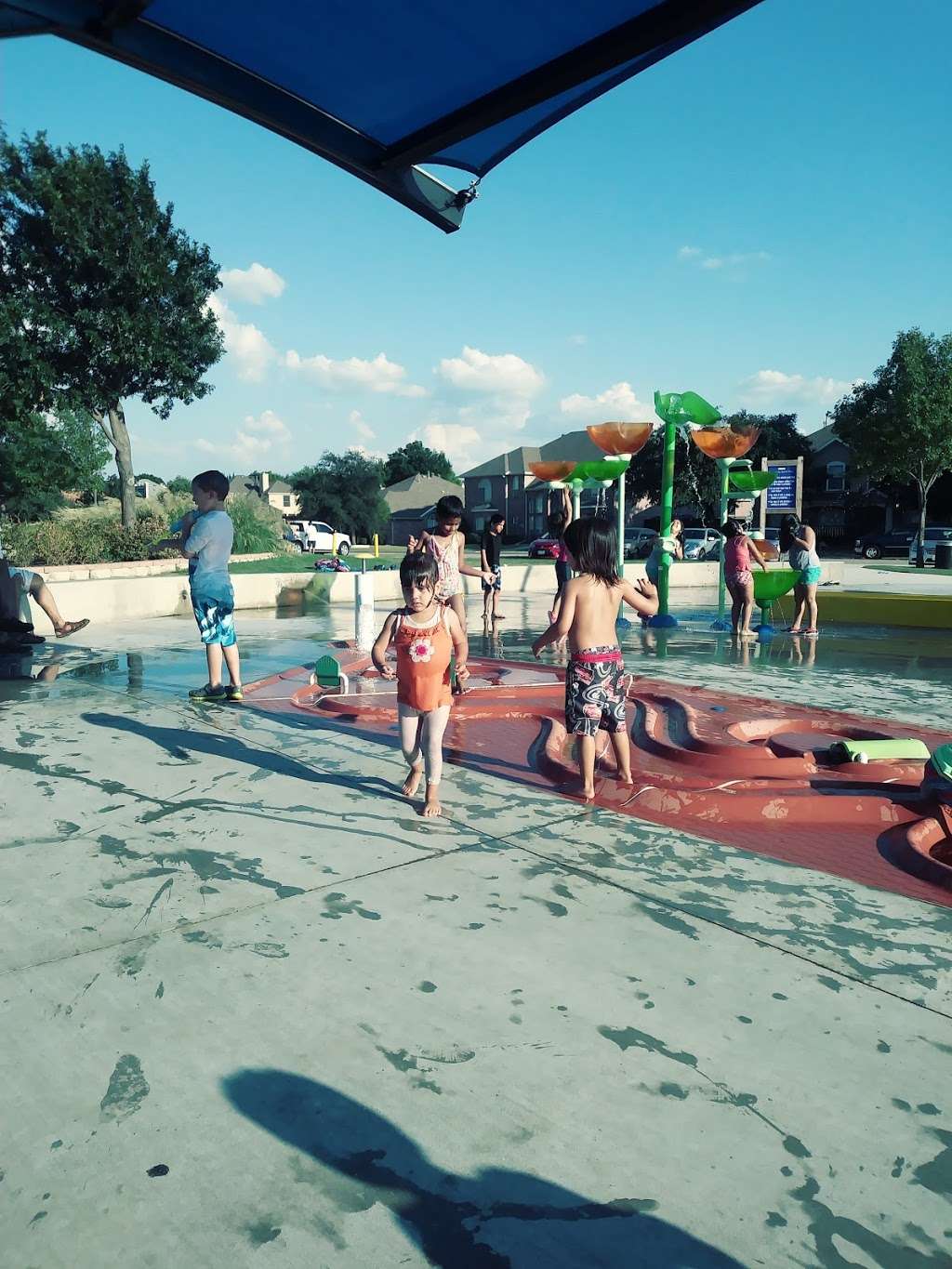 Oak Hills Splash Park | 1225 Royal Palm Ln, Carrollton, TX 75007 | Phone: (972) 466-3080