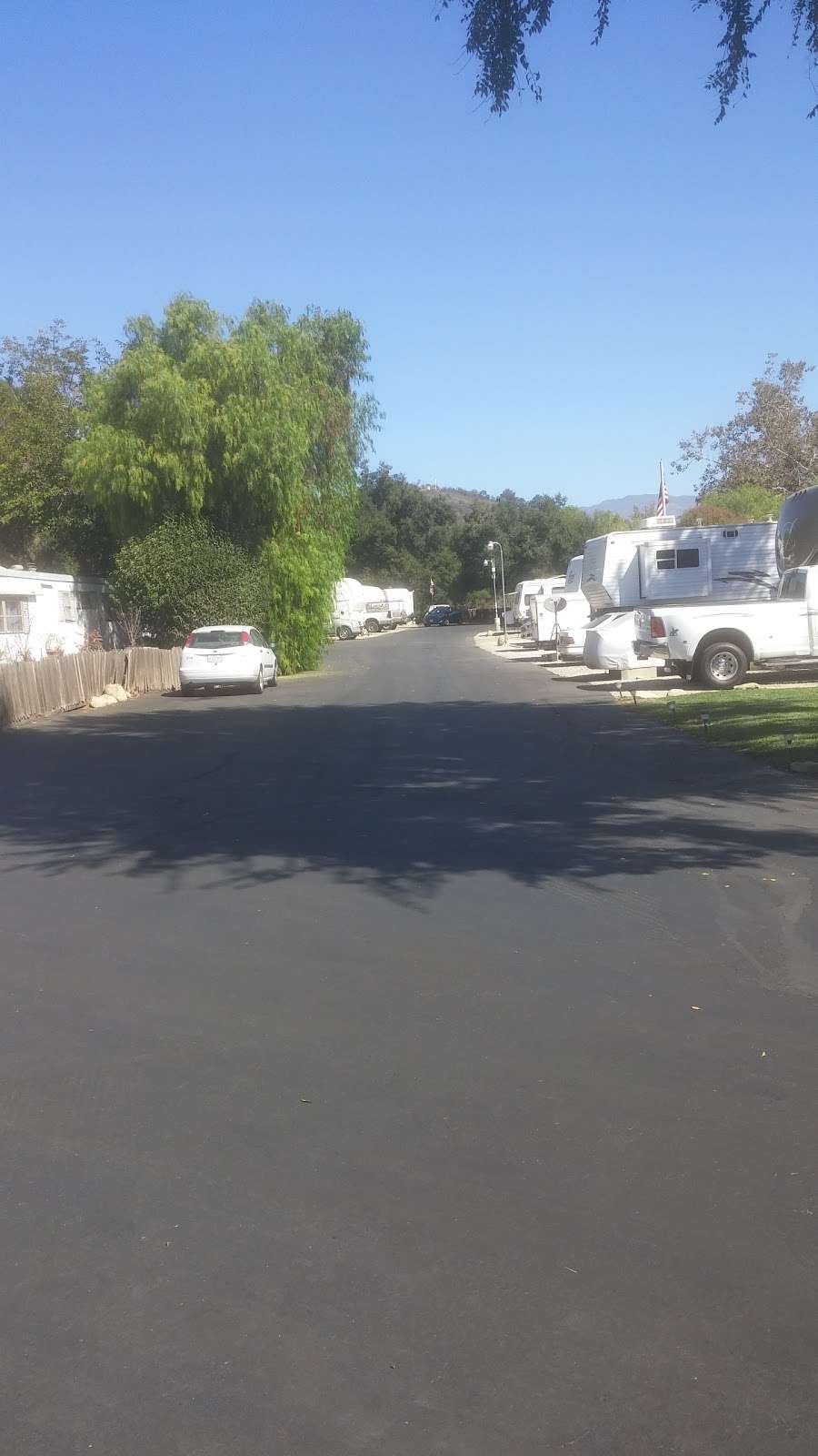 Ventura Oaks Rv Park | 255 Burnham Rd, Oak View, CA 93022, USA | Phone: (805) 649-9103