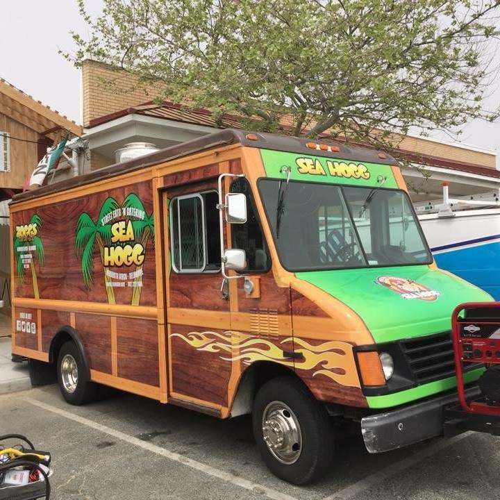 Zoggs Raw Bar & Grill & The Sea Hogg Food Truck | 1 Wilmington Ave, Rehoboth Beach, DE 19971, USA | Phone: (302) 227-7660