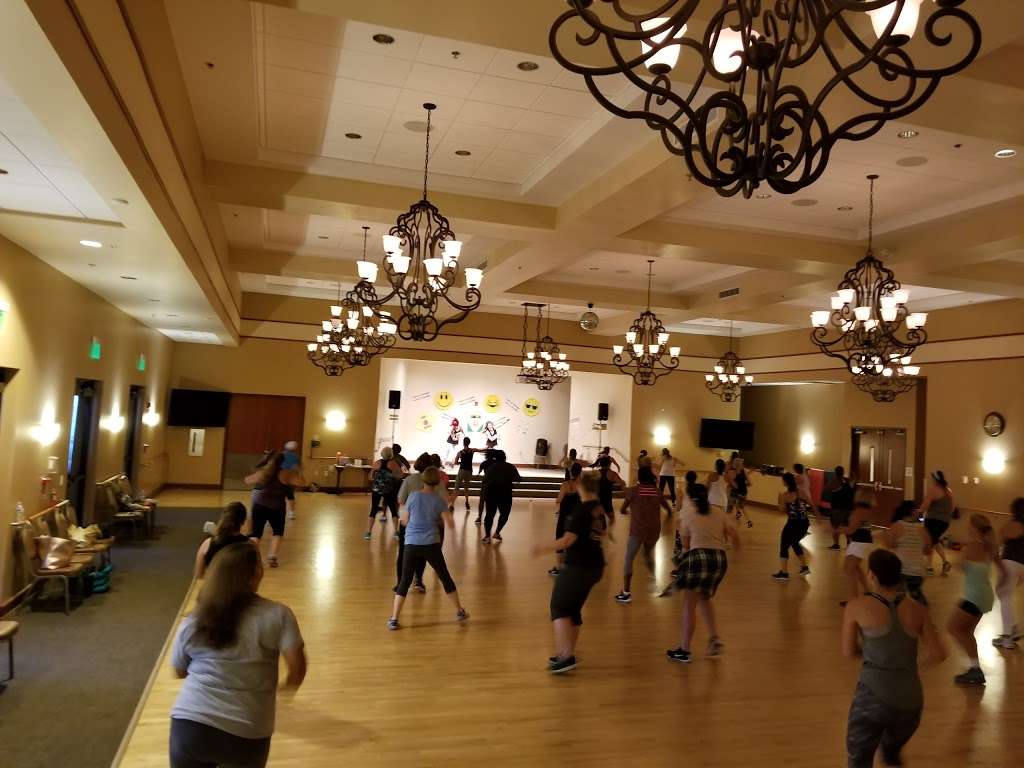 Zumba with Gisselle | 3800 S Econlockhatchee Trail, Orlando, FL 32829 | Phone: (407) 443-9500