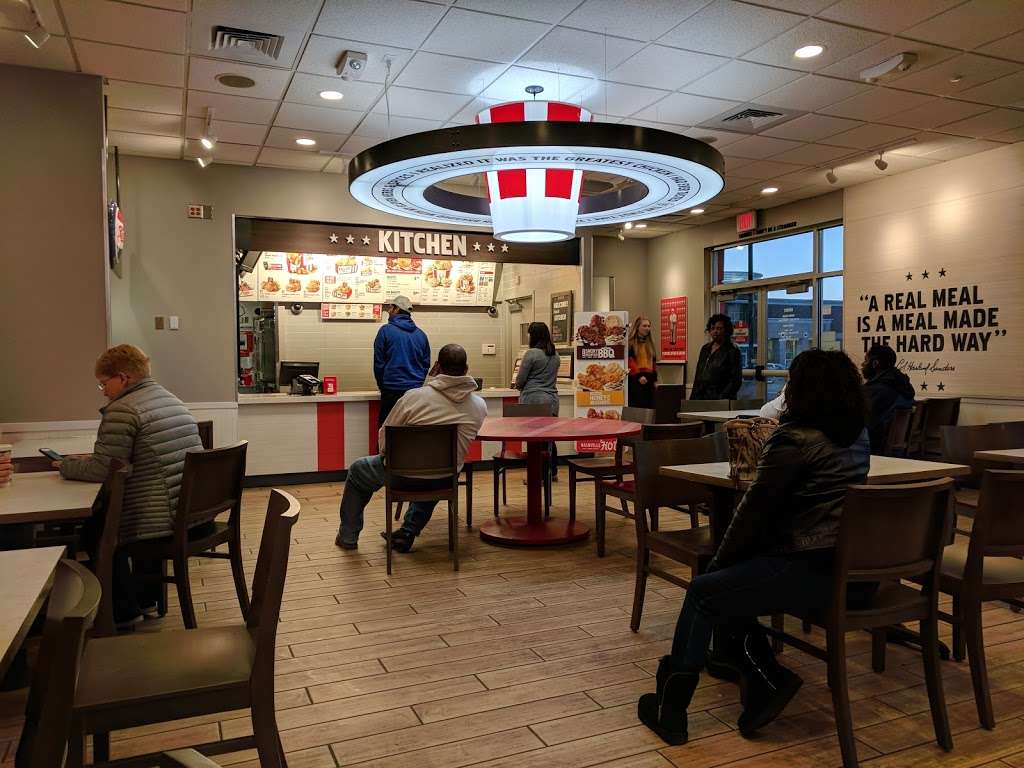 KFC | 6154 N Keystone Ave, Indianapolis, IN 46220, USA | Phone: (317) 722-0587