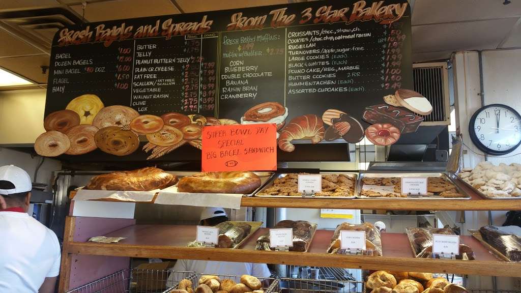 Three Star Bagels | 270 Columbia Ave, Fort Lee, NJ 07024, USA | Phone: (201) 224-3745