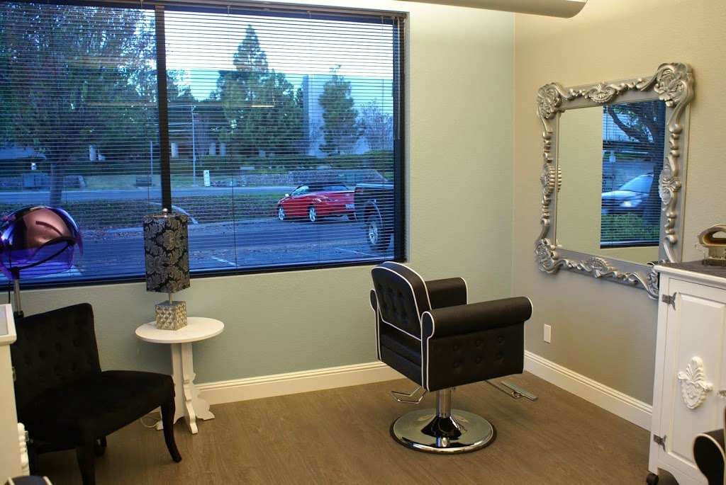 Couture Hair Bar & Spa | 12245 World Trade Dr, San Diego, CA 92128 | Phone: (858) 613-0671