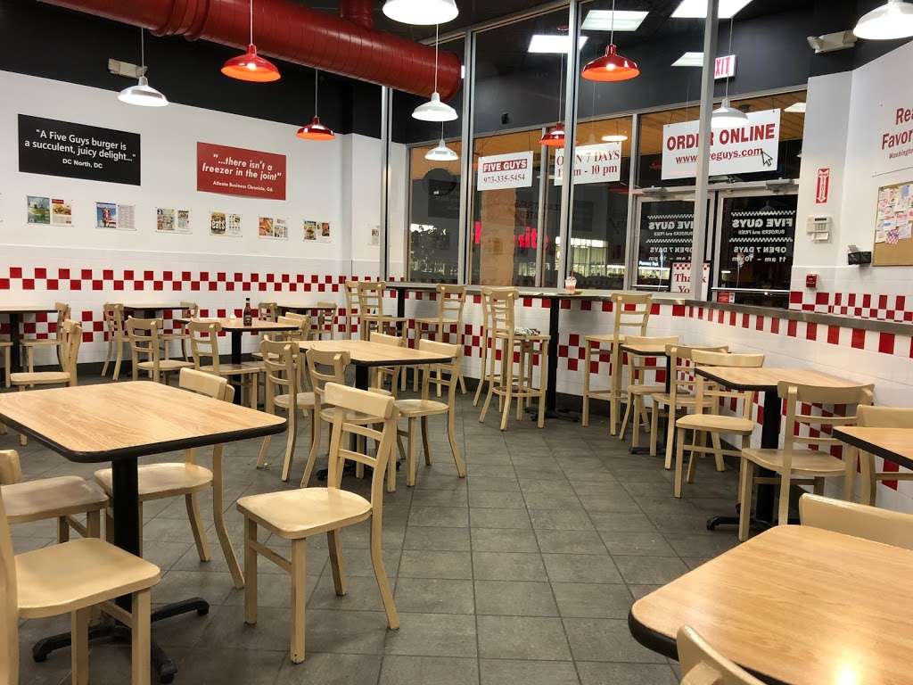 Five Guys | 804 US-46, Parsippany, NJ 07054, USA | Phone: (973) 335-5454